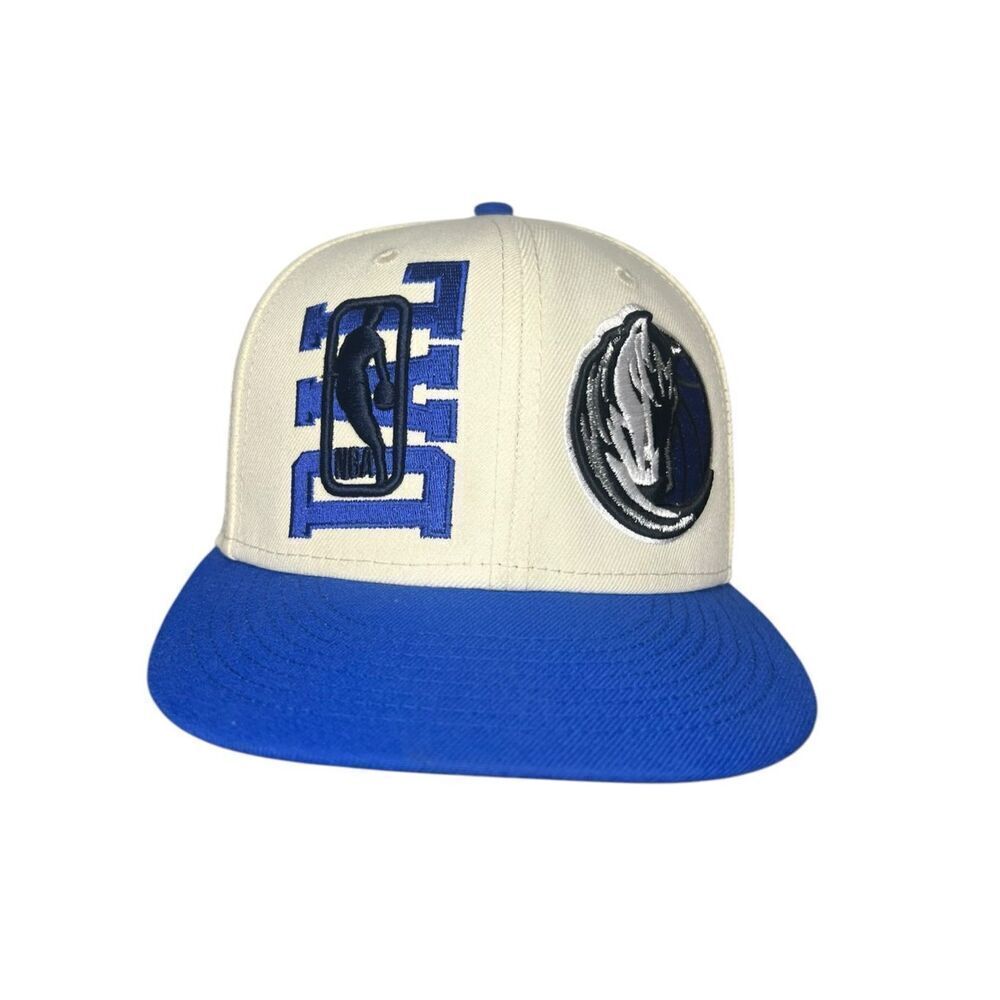 New Era Men’s 7 7/8 Dallas Mavericks Fitted Hat NBA Fan Apparel